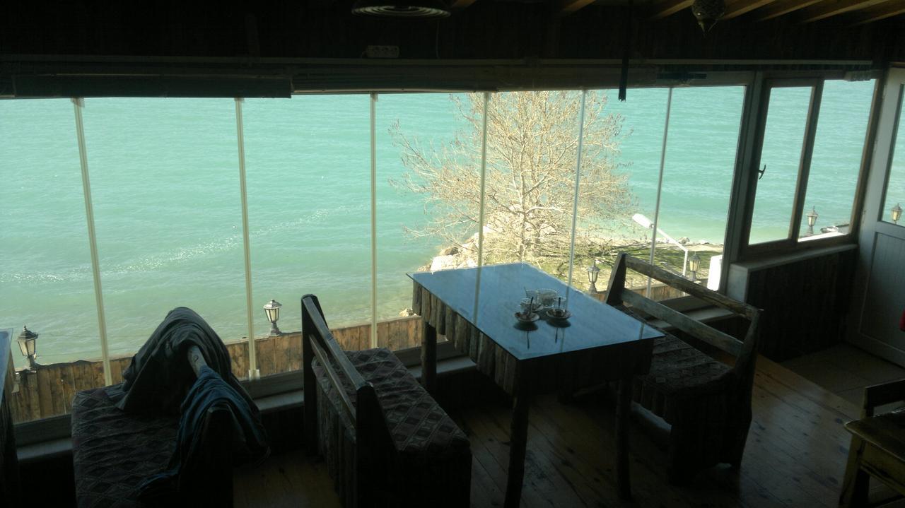 Charly'S Pension Egirdir ภายนอก รูปภาพ